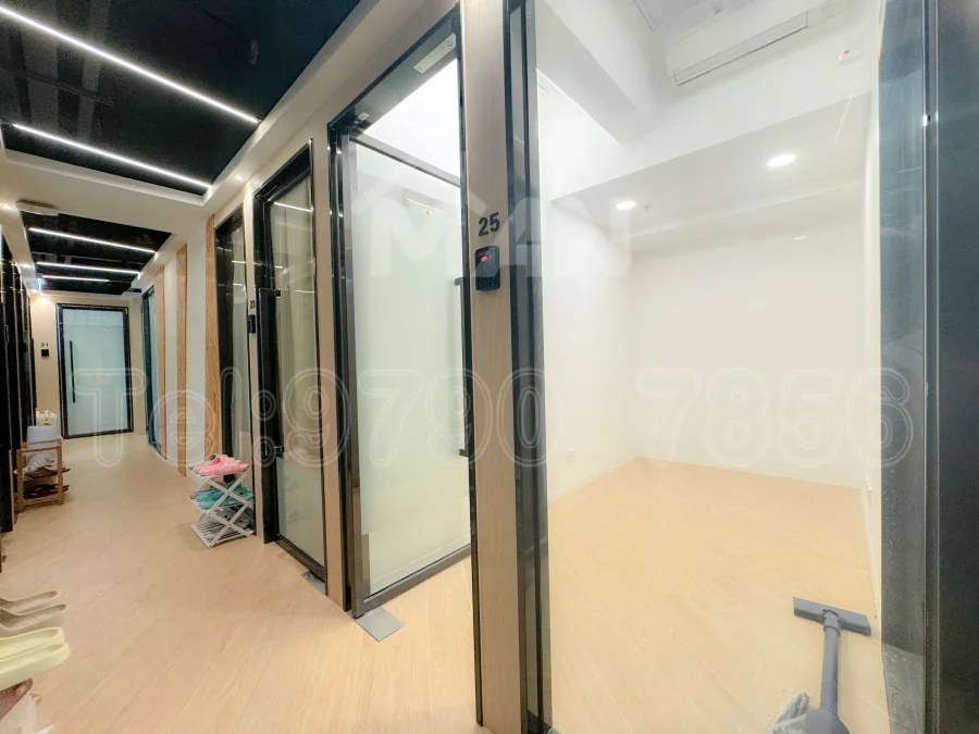 Rm.25 East Sun Industrial Centre 怡生工業中心 MANHKCOM 工廈租盤 觀塘租盤 觀塘租工作室 觀塘網店出租 觀塘多用途工作室出租 租觀塘樓上舖 觀塘工廈出租 觀塘工作室出租 觀塘studio出租 觀塘分租單位 租觀塘工作室 觀塘樓上網店出租 觀塘租樓上舖 觀塘樓上舖出租