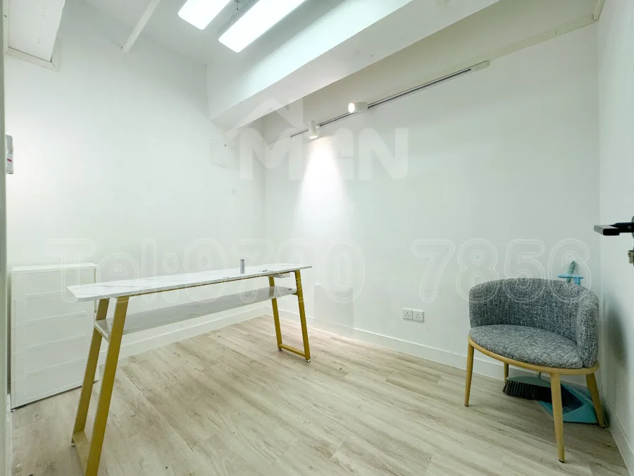 Rm.22
世貿大樓
World Interests Building MANHKCOM 工廈租盤 觀塘租盤 觀塘租工作室 觀塘網店出租 觀塘多用途工作室出租 租觀塘樓上舖 觀塘工廈出租 觀塘工作室出租 觀塘studio出租 觀塘分租單位 租觀塘工作室 觀塘樓上網店出租 觀塘租樓上舖 觀塘樓上舖出租