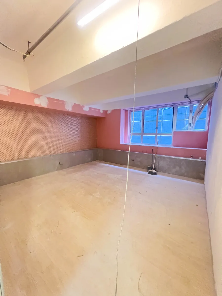 Rm.C07 世貿大樓 World Interests Building MANHKCOM 工廈租盤 觀塘租盤 觀塘租工作室 觀塘網店出租 觀塘多用途工作室出租 租觀塘樓上舖 觀塘工廈出租 觀塘工作室出租 觀塘studio出租 觀塘分租單位 租觀塘工作室 觀塘樓上網店出租 觀塘租樓上舖 觀塘樓上舖出租