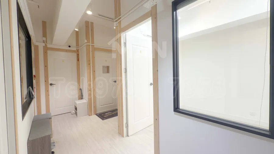 Rm.5E 美興工業大廈 Mai Hing Industrial Building MANHKCOM 工廈租盤 觀塘租盤 觀塘租工作室 觀塘網店出租 觀塘多用途工作室出租 租觀塘樓上舖 觀塘工廈出租 觀塘工作室出租 觀塘studio出租 觀塘分租單位 租觀塘工作室 觀塘樓上網店出租 觀塘租樓上舖 觀塘樓上舖出租