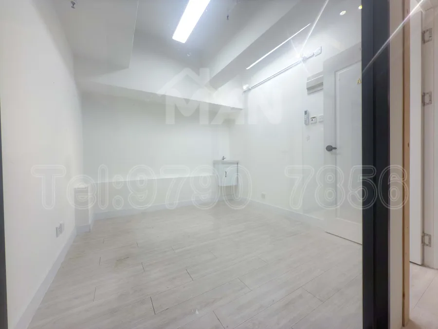 Rm.A17 世貿大樓 World Interests Building MANHKCOM 工廈租盤 觀塘租盤 觀塘租工作室 觀塘網店出租 觀塘多用途工作室出租 租觀塘樓上舖 觀塘工廈出租 觀塘工作室出租 觀塘studio出租 觀塘分租單位 租觀塘工作室 觀塘樓上網店出租 觀塘租樓上舖 觀塘樓上舖出租