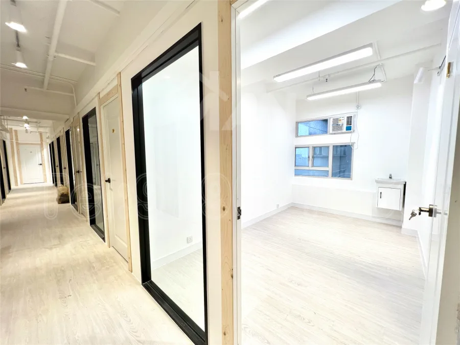 Rm.10 中美中心 chung_mei_centre MANHKCOM 工廈租盤 觀塘租盤 觀塘租工作室 觀塘網店出租 觀塘多用途工作室出租 租觀塘樓上舖 觀塘工廈出租 觀塘工作室出租 觀塘studio出租 觀塘分租單位 租觀塘工作室 觀塘樓上網店出租 觀塘租樓上舖 觀塘樓上舖出租