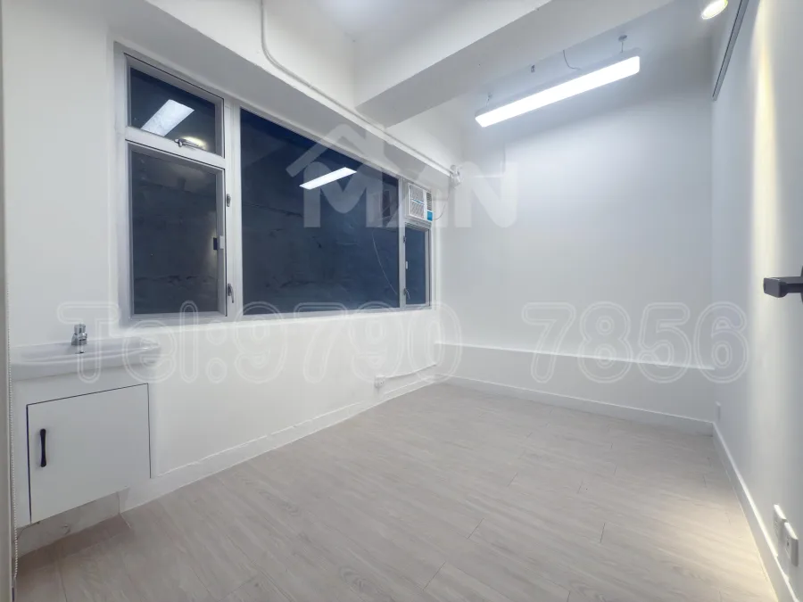 Rm.B32 萬年工業大廈 Manning Industrial Building MANHKCOM 工廈租盤 觀塘租盤 觀塘租工作室 觀塘網店出租 觀塘多用途工作室出租 租觀塘樓上舖 觀塘工廈出租 觀塘工作室出租 觀塘studio出租 觀塘分租單位 租觀塘工作室 觀塘樓上網店出租 觀塘租樓上舖 觀塘樓上舖出租