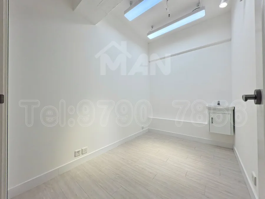 Rm.B6 萬年工業大廈 Manning Industrial Building MANHKCOM 工廈租盤 觀塘租盤 觀塘租工作室 觀塘網店出租 觀塘多用途工作室出租 租觀塘樓上舖 觀塘工廈出租 觀塘工作室出租 觀塘studio出租 觀塘分租單位 租觀塘工作室 觀塘樓上網店出租 觀塘租樓上舖 觀塘樓上舖出租