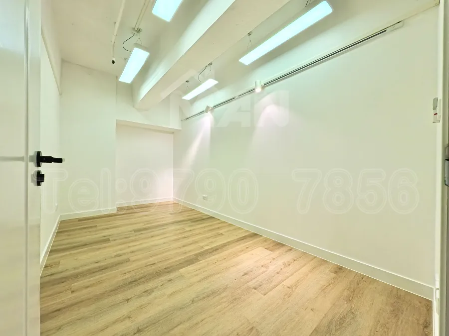 Rm.211 世貿大樓 World Interests Building MANHKCOM 工廈租盤 觀塘租盤 觀塘租工作室 觀塘網店出租 觀塘多用途工作室出租 租觀塘樓上舖 觀塘工廈出租 觀塘工作室出租 觀塘studio出租 觀塘分租單位 租觀塘工作室 觀塘樓上網店出租 觀塘租樓上舖 觀塘樓上舖出租