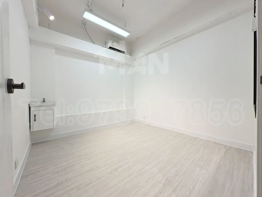 Rm.A27 有利中心 yau lee centre MANHKCOM 工廈租盤 觀塘租盤 觀塘租工作室 觀塘網店出租 觀塘多用途工作室出租 租觀塘樓上舖 觀塘工廈出租 觀塘工作室出租 觀塘studio出租 觀塘分租單位 租觀塘工作室 觀塘樓上網店出租 觀塘租樓上舖 觀塘樓上舖出租